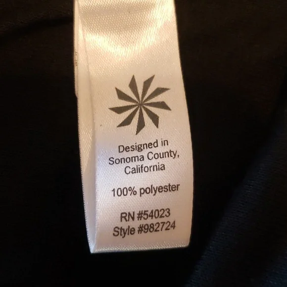 Athleta Athletic Tank, Solid Black Print, Keyhole Twist Back, Size XS - Picture 10 of 14